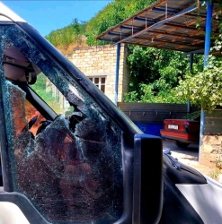 Ադրբեջանական դիրքերից արձակած կրակոցներից վնասվել է քաղաքացիական ավտոմեքենա 